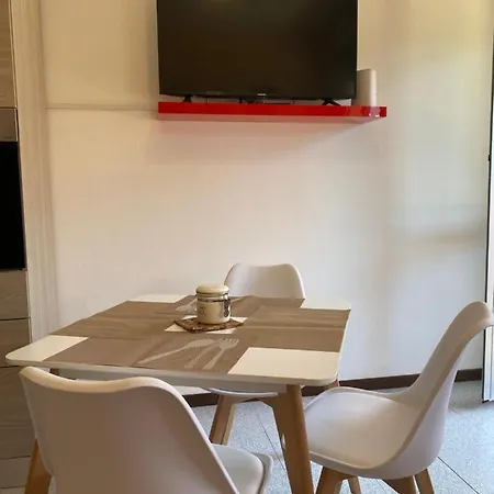 Bianca Appartamento Premeno
